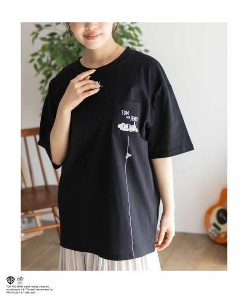 Tom&Jerry(トムアンドジェリー)の「【TOM&JERRY】 ポケット付きTシャツ(Tシャツ/カットソー・レディース・ブラック/チャコールグレー・フリー)」の10枚目の写真