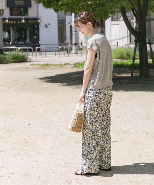 ITEMS URBANRESEARCH（アイテムズ アーバンリサーチ）の「イージーケアワイドパンツ（その他パンツ・レディース・ベージュ/ブラック/ホワイト系その他・FREE）」の7枚目の写真