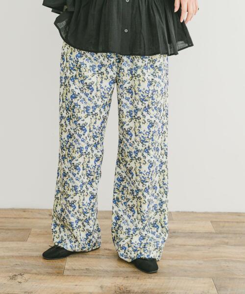 ITEMS URBANRESEARCH（アイテムズ アーバンリサーチ）の「イージーケアワイドパンツ（その他パンツ・レディース・ベージュ/ブラック/ホワイト系その他・FREE）」の11枚目の写真