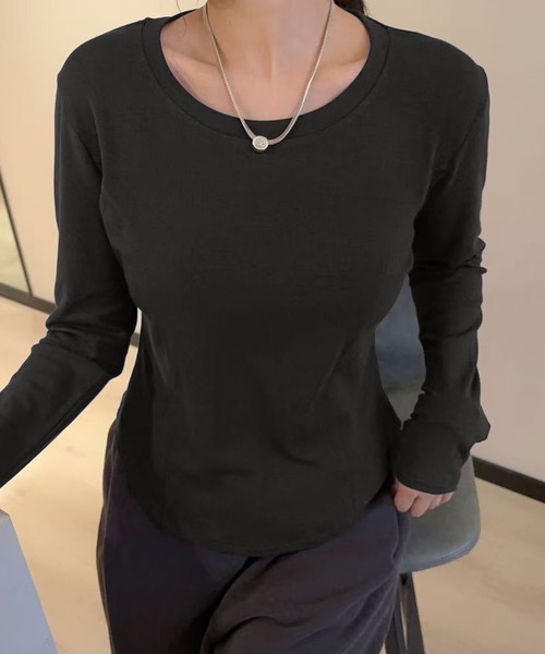 aimoha（アイモハ）の「ラウンドネックフィット長袖トップス（Tシャツ/カットソー・レディース・ホワイト/ブラック/ダークグレー/ワインレッド/チョコ・FREE）」の4枚目の写真