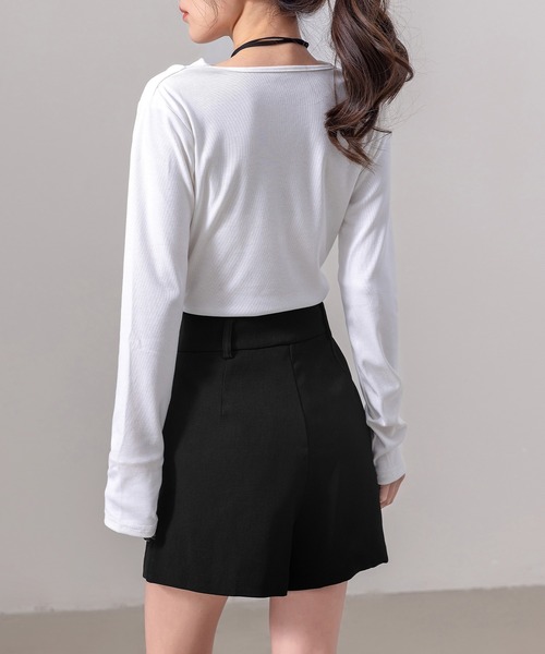 DAY CLOSET（デイ クローゼット）の「【大きいサイズ有/ふんわりシボ加工】長袖 4WAY ワンオフショル Vネック ドレープトップス レディース（Tシャツ/カットソー・レディース・ブラウン/ブラック/ホワイト/レッド・2XL/XL/M/S/L）」の8枚目の写真