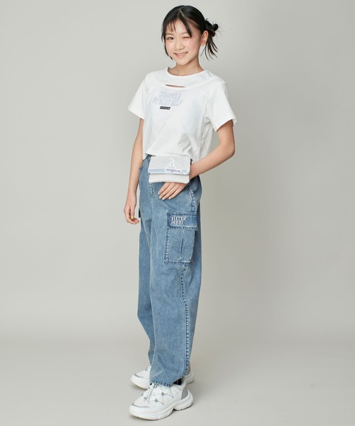 JENNI（ジェニィ）の「PVCフラップロゴマルチポケット（ショルダーバッグ・キッズ・ブラック/サックスブルー/グレー・F）」の6枚目の写真