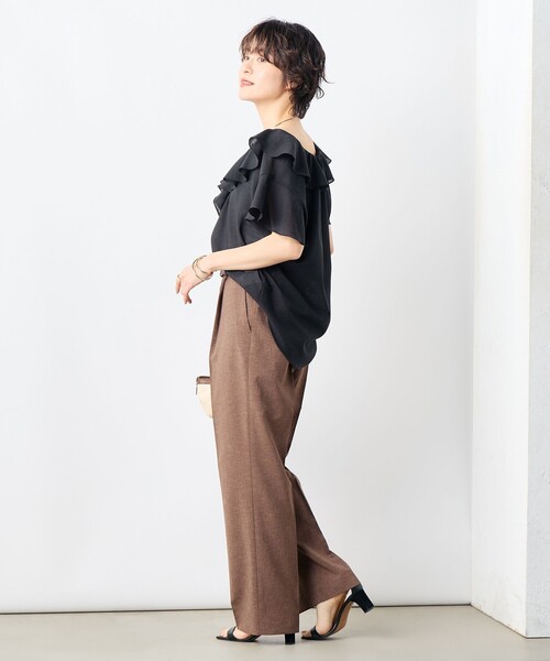 NOLLEY’S（ノーリーズ）の「《セットアップ対応》ウォッシャブルドライトロピカルセミワイド美脚パンツ（その他パンツ・レディース・ネイビー/ブラウン/ベージュ・36/38/40）」の13枚目の写真