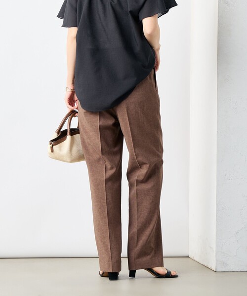 NOLLEY’S（ノーリーズ）の「《セットアップ対応》ウォッシャブルドライトロピカルセミワイド美脚パンツ（その他パンツ・レディース・ネイビー/ブラウン/ベージュ・36/38/40）」の17枚目の写真