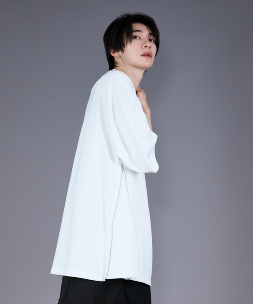 Ellno Loset(エルノロゼット)の「2WAYサイドジップポンチTシャツ(Tシャツ/カットソー・メンズ・レッド/ブラック/オフホワイト・LARGE/MEDIUM/SMALL)」の6枚目の写真