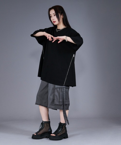 Ellno Loset(エルノロゼット)の「2WAYサイドジップポンチTシャツ(Tシャツ/カットソー・メンズ・レッド/ブラック/オフホワイト・LARGE/MEDIUM/SMALL)」の19枚目の写真