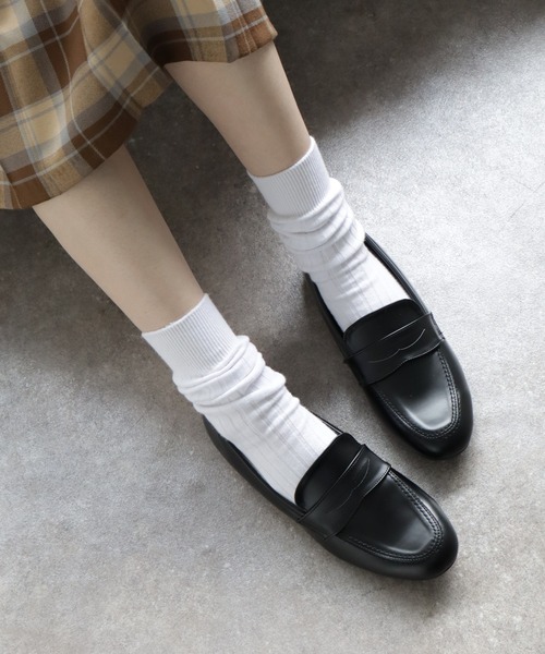 U.S. POLO ASSN.(ユーエスポロアッスン)の「【U.S. POLO ASSN./ユーエスポロアッスン】クラシックフラットローファー(ローファー・レディース・ブラック/ブラック×ホワイト/ダークブラウン・S/M/L)」の5枚目の写真