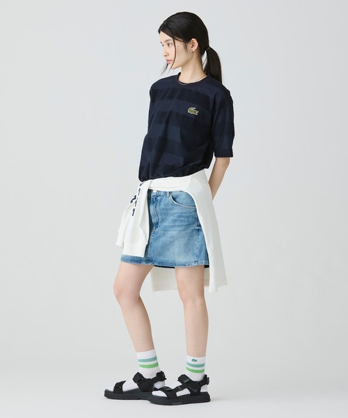 LACOSTE(ラコステ)の「オーバーサイズ パイル地切り替え同色ボーダーTシャツ(Tシャツ/カットソー・メンズ・ネイビー/カーキ/ホワイト/ブラック・2/5/4/3)」の22枚目の写真
