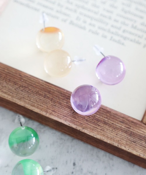 niko and...(ニコアンド)の「カラークリアピアス(ピアス(両耳用)・レディース・パープル/イエロー/グリーン・0)」の3枚目の写真
