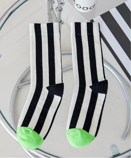 Burner（バーナー）の「【OKUOKU　0909】マルチカラー アソート　ソックス oku-socks-g1-5（ソックス/靴下・レディース・ブラック/ホワイト/ベージュ/オレンジ/ホワイト系その他2/ホワイト系その他3/ホワイト系その他4/ホワイト系その他5/ピンク系その他3/ピンク系その他4/レッド系その他3/グリーン系その他2/ブルー系その他2/ブラック系その他5/ブラウン系その他4/ライトグリーン/ブルー/パープル系その他2/パープル系その他3/ブルー系その他3/グリーン・FREE）」の3枚目の写真