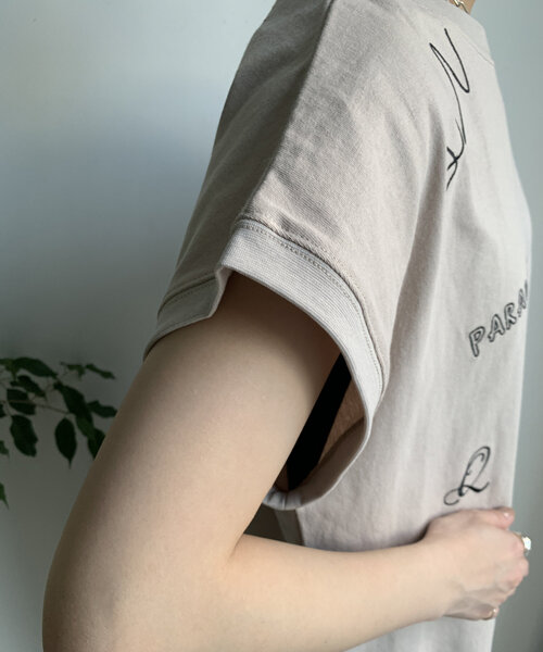 DouDouエンボスバックジップTEE DouDou tシャツ エンボスバックジップTEE レディース : ZOZOTOWN