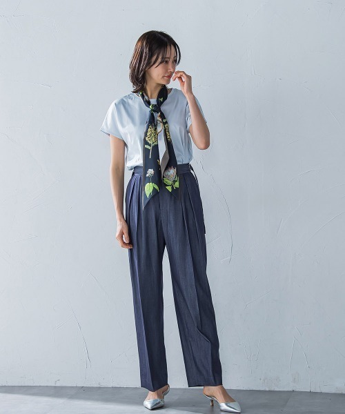 LAUTREAMONT(ロートレアモン)の「【WEB限定】【3サイズ】スムースコットンラウンドヘムカットソー≪洗える/接触冷感≫(Tシャツ/カットソー・レディース・ネイビー/ベージュ/ブラック/ライトブルー/チャコールグレー/ホワイト/ピンク・11号/9号/7号)」の13枚目の写真