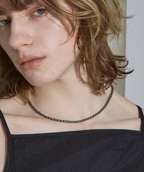 NOMINE(ノミネ)の「メタルビーズ ネックレス(ネックレス・レディース・チャコールグレー/シルバー・フリー)」の3枚目の写真