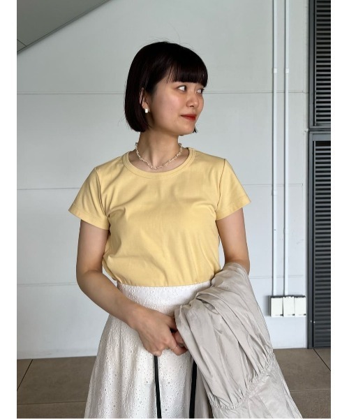 ESTNATION（エストネーション）の「ESTNATION / コンパクト フライス Tシャツ（Tシャツ/カットソー・レディース・ホワイト/ブラック/ブラウン/イエロー・FREE）」の17枚目の写真