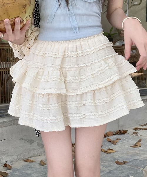 DAY CLOSET（デイ クローゼット）の「レディース 韓国っぽシャーリングニットフリルティアードミニスカート（スカート・レディース・ブラック/アイボリー/ホワイト・L/M）」の2枚目の写真