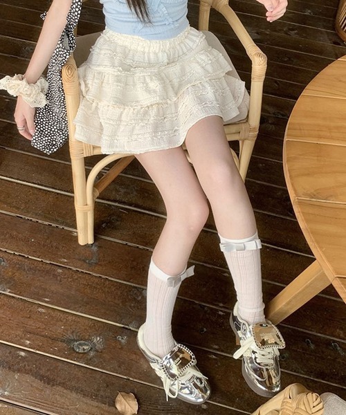 DAY CLOSET（デイ クローゼット）の「レディース 韓国っぽシャーリングニットフリルティアードミニスカート（スカート・レディース・ブラック/アイボリー/ホワイト・L/M）」の12枚目の写真