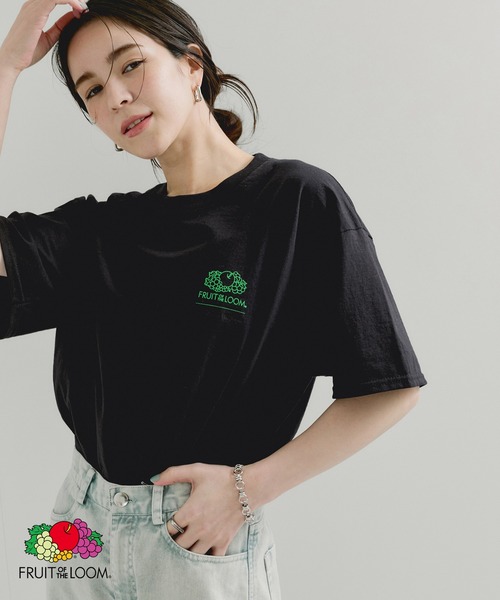 FRUIT OF THE LOOM(フルーツオブザルーム)の「【FRUIT OF THE LOOM×LE CERCLE】別注/ロゴTシャツ(Tシャツ/カットソー・レディース・グレー系その他/ブラック系その他/ホワイト系その他・FREE)」の2枚目の写真