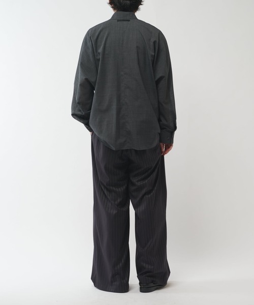 Lui's（ルイス）の「ウール混ドライタッチシアーシャツ（シャツ/ブラウス・メンズ・ブラック/チャコールグレー/アッシュグレー・FREE）」の16枚目の写真