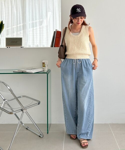 DISCOAT（ディスコート）の「ライトオンスデニムイージーワイドパンツ（デニムパンツ・レディース・サックスブルー/ネイビー・LARGE/MEDIUM/SMALL）」の4枚目の写真