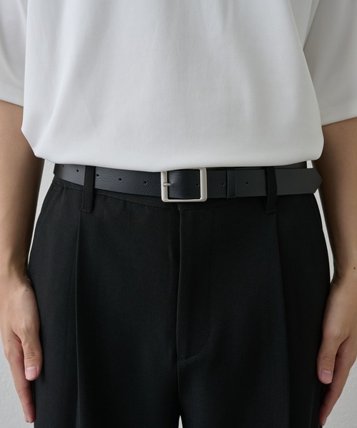 COLONY 2139(コロニートゥーワンスリーナイン)の「グロススクエアバックルベルト(ベルト・メンズ・ブラック・FREE)」の4枚目の写真