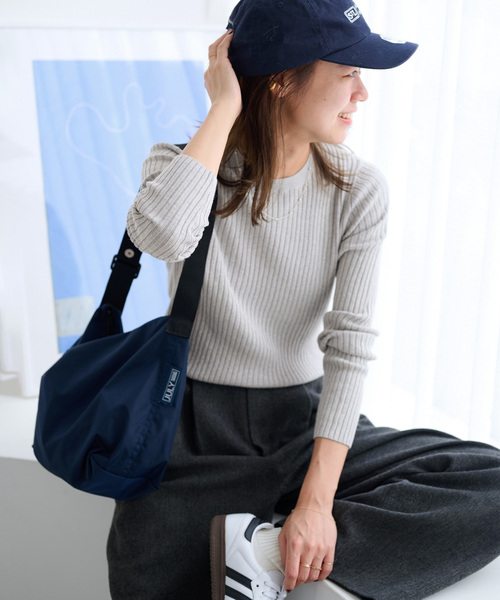 JOURNAL STANDARD relume（ジャーナルスタンダード　レリューム）の「《追加 / 新色》ウォッシャブルレーヨンリブクルーネックプルオーバー（ニット/セーター・レディース・ブラック/アイボリー/ブラウン/ライトグレー/レッド/オレンジ・FREE）」の3枚目の写真
