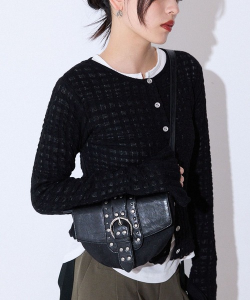 JEANASIS（ジーナシス）の「スタッズジャガードモノグラムミニBAG/576812（ショルダーバッグ・レディース・ブラック系その他/カーキ系・FREE）」の2枚目の写真