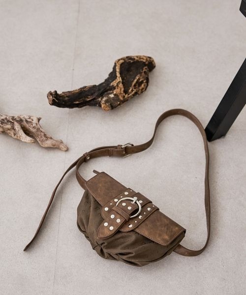 JEANASIS（ジーナシス）の「スタッズジャガードモノグラムミニBAG/576812（ショルダーバッグ・レディース・ブラック系その他/カーキ系・FREE）」の3枚目の写真