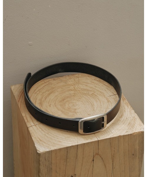 TODAYFUL（トゥデイフル）の「TODAYFUL Vintage Leather Belt（ベルト・レディース・ブラック・FREE）」の2枚目の写真