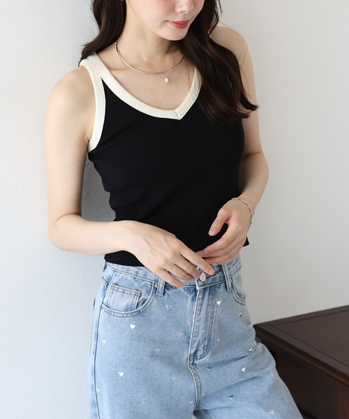 BLUEEAST（ブルーイースト）の「2WAYバイカラータンクトップ（タンクトップ・レディース・オフホワイト/ブラック/グレイッシュベージュ・MEDIUM）」の14枚目の写真