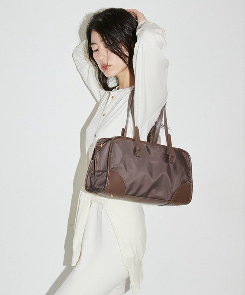 THEATRE PRODUCTS（シアタープロダクツ）の「ナイロンツイルスクエア