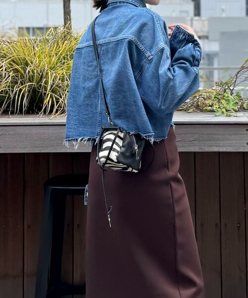 marco masi（マルコマージ）の「【MARCO MASI/ マルコマージ】ミニキューブゼブラバッグ（ショルダーバッグ・レディース・ゼブラ・FREE）」の4枚目の写真