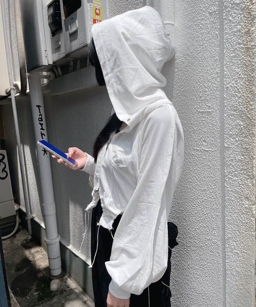 lilLilly（リルリリー）の「ピグメントコルセットパーカー（パーカー・レディース・ホワイト/ブラック/グレー・FREE）」の14枚目の写真