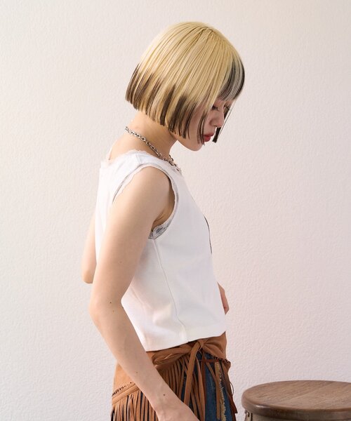 w closet（ダブルクローゼット）の「【25AW】【3色展開】レースロゴタンク（キャミソール・レディース・アイボリー/オフホワイト/チャコールグレー・FREE）」の6枚目の写真