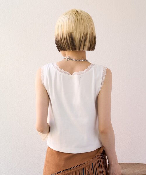 w closet（ダブルクローゼット）の「【25AW】【3色展開】レースロゴタンク（キャミソール・レディース・アイボリー/オフホワイト/チャコールグレー・FREE）」の10枚目の写真