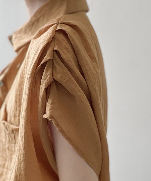 ONEP STAR（ワンピスター）の「ポケット付きシアーシャツ（シャツ/ブラウス・レディース・オフホワイト/オレンジ/ブラック/ベージュ・MEDIUM/LARGE）」の7枚目の写真