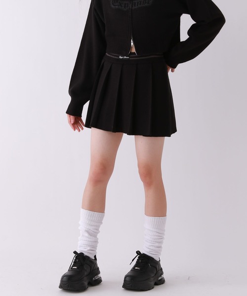 repipi armario(レピピ アルマリオ)の「【girly line】ニットプリーツスカート(スカート・キッズ・ブラック/ピンク/チャコールグレー・LARGE/SMALL/MEDIUM)」の1枚目の写真