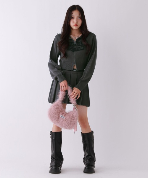 repipi armario(レピピ アルマリオ)の「【girly line】ニットプリーツスカート(スカート・キッズ・ブラック/ピンク/チャコールグレー・LARGE/SMALL/MEDIUM)」の7枚目の写真