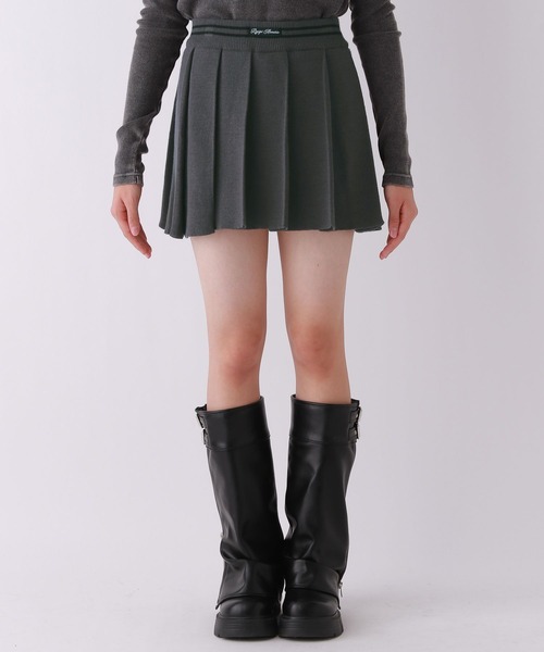 repipi armario(レピピ アルマリオ)の「【girly line】ニットプリーツスカート(スカート・キッズ・ブラック/ピンク/チャコールグレー・LARGE/SMALL/MEDIUM)」の14枚目の写真