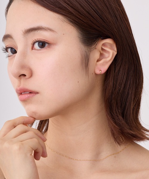 CALIN STANDARD(カリンスタンダード)の「◆金属アレルギー対応◆◆made in japan◆【純金厚メッキ】プレーン 極小ミニマルカーブピアス(ピアス(両耳用)・レディース・シルバー/ゴールド/ピンクゴールド・FREE)」の6枚目の写真