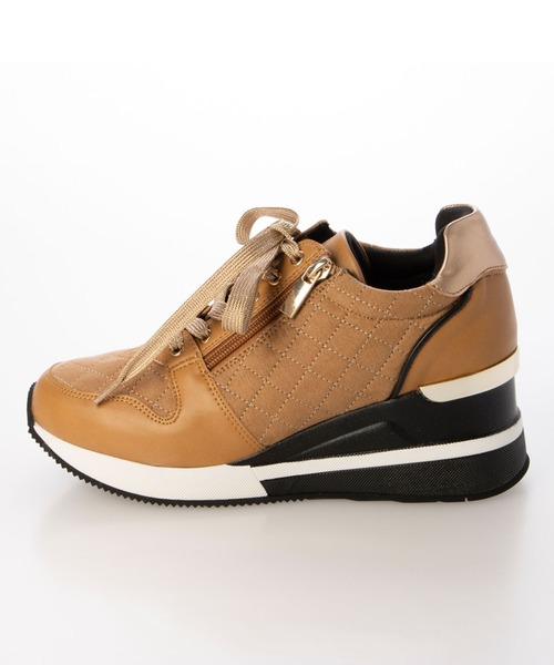 enchanted(エンチャンテッド)の「キルティングレースアップウェッジスニーカー(スニーカー・レディース・キャメル/ベージュ/ブラック/グレイッシュベージュ・S/M/L/LL)」の18枚目の写真