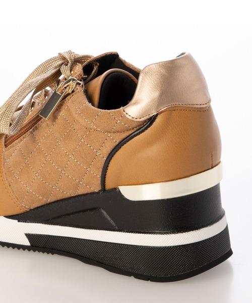 enchanted(エンチャンテッド)の「キルティングレースアップウェッジスニーカー(スニーカー・レディース・キャメル/ベージュ/ブラック/グレイッシュベージュ・S/M/L/LL)」の21枚目の写真