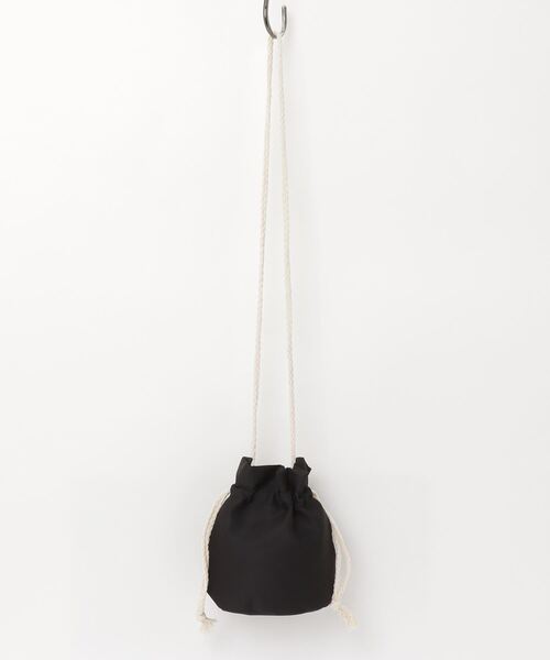 HIKA（ヒカ）の「【HIKA】シンプル巾着ショルダーBAG（ショルダーバッグ・レディース・ブラック/ゼブラ・FREE）」の3枚目の写真