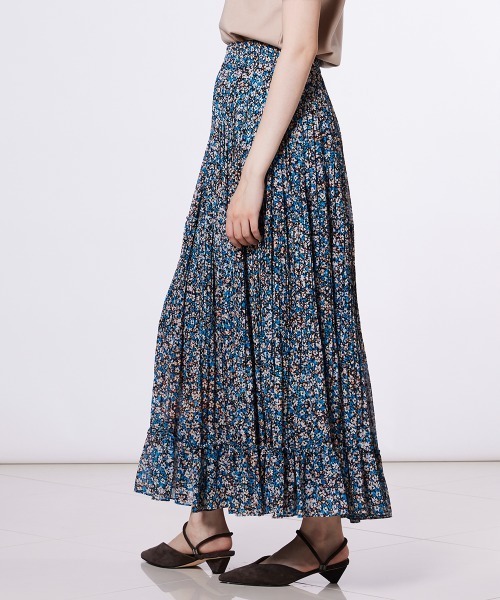 DOUBLE STANDARD CLOTHING(ダブルスタンダードクロージング)の「フラワープリントシフォンスカート(スカート・レディース・ブルー・38/36)」の4枚目の写真