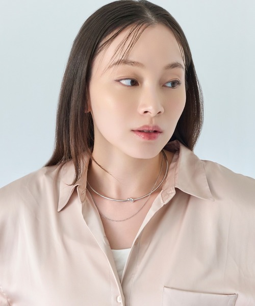 Phoebe（フィービィー）の「ノットラインレイヤードチョーカー/ネックレス/ネックカフ/36cm（チョーカー・レディース・シルバー/イエローゴールド・FREE）」の7枚目の写真