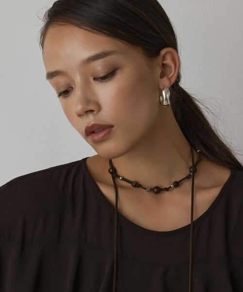 GRACE CONTINENTAL（グレースコンチネンタル）の「シフォンフリルブラウス（シャツ/ブラウス・レディース・キナリ/ダークブラウン/ブラウン・36）」の19枚目の写真