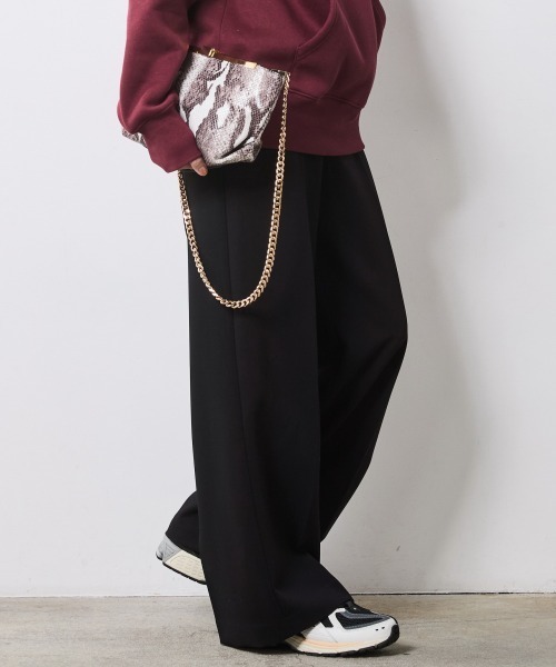CHIC STYLE(シックスタイル)の「リラックスパンツ<大きいサイズ有>シックスタイル(スラックス・レディース・ブラック/パープル・M/L/LL/3L/4L/5L)」の2枚目の写真