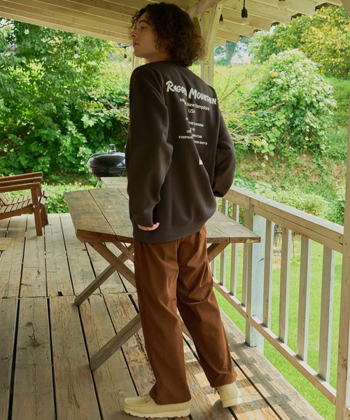 ragged mountain(ラギットマウンテン)の「【RAGGED MOUNTAIN/ラギットマウンテン】ALTON/アルトン バックプリント スウェットトレーナー(スウェット・メンズ・ブラック/ネイビー/ブラウン/グレー・MEDIUM/LARGE/X-LARGE)」の16枚目の写真
