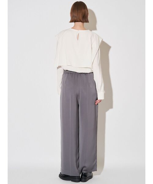 ELENDEEK（エレンディーク）の「シャイニーセミワイドパンツ（その他パンツ・レディース・ライトブルー/グレー/アイボリー・01/02）」の14枚目の写真