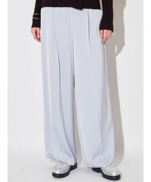 ELENDEEK（エレンディーク）の「シャイニーセミワイドパンツ（その他パンツ・レディース・ライトブルー/グレー/アイボリー・01/02）」の15枚目の写真
