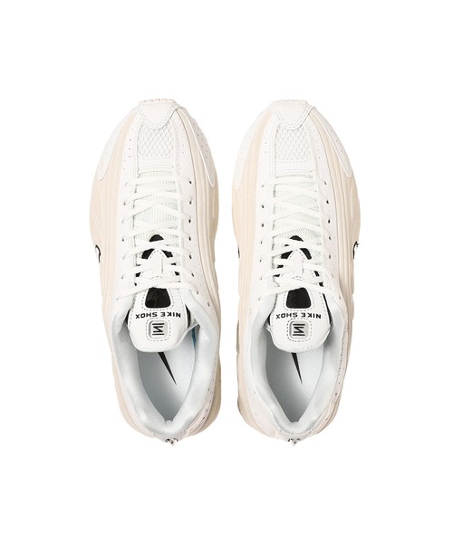 NIKE(ナイキ)の「NIKE WMNS SHOX R4 HQ7739-100(スニーカー・レディース・ホワイト・23.5㎝/23㎝/24.5㎝/25㎝/24㎝)」の6枚目の写真